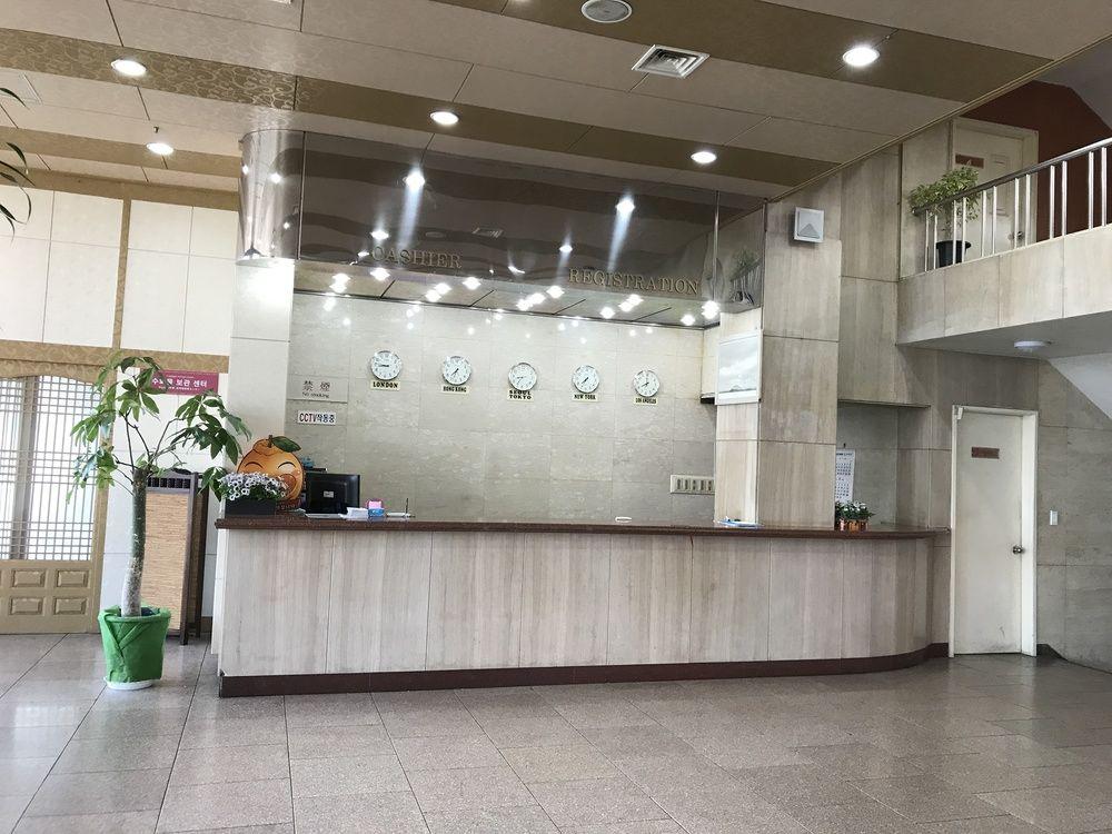 فندق Seoul Tourist جيجو المظهر الخارجي الصورة
